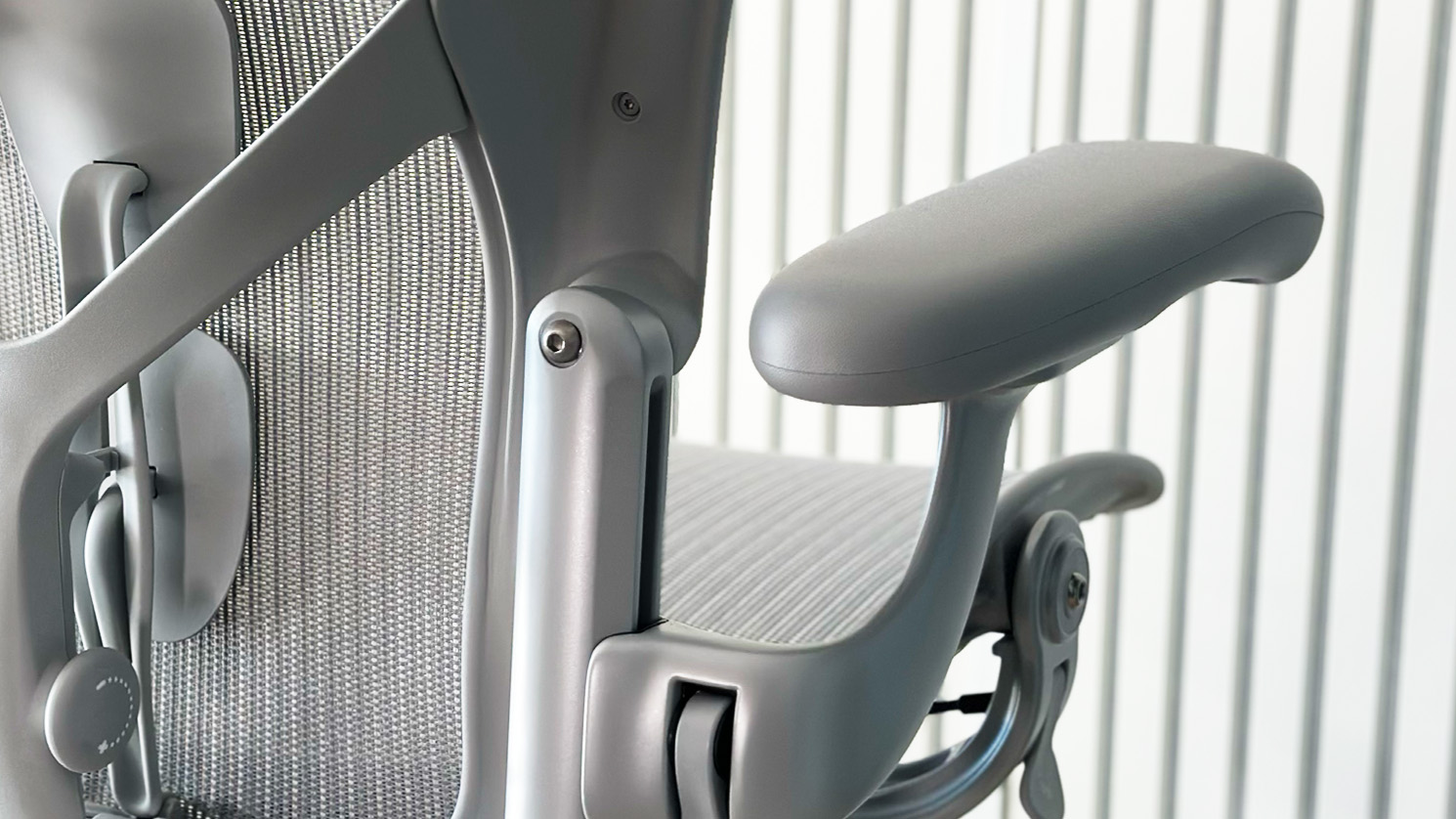 herman miller aeron remastered review