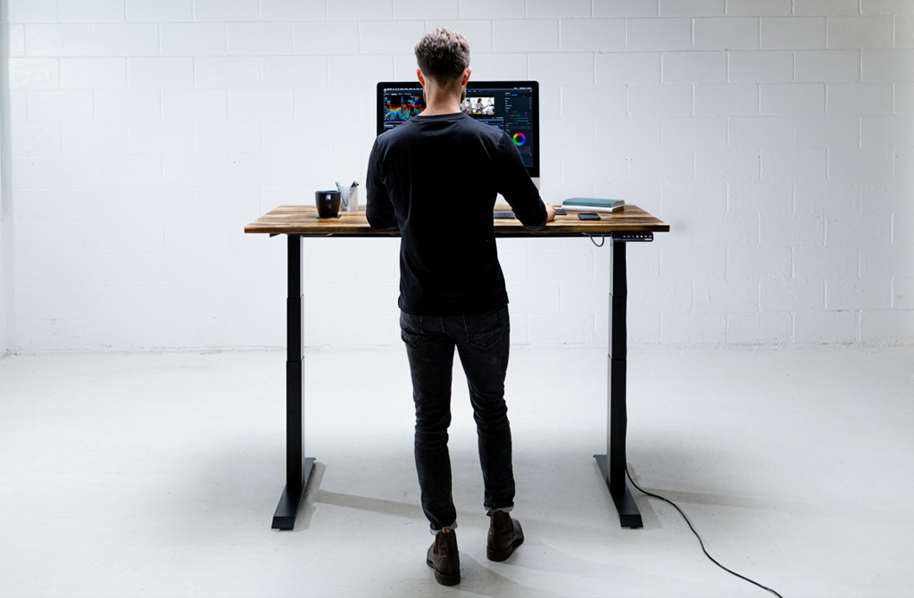 The 10 Best Standing Desks in Australia For 2022 & Reviewed]